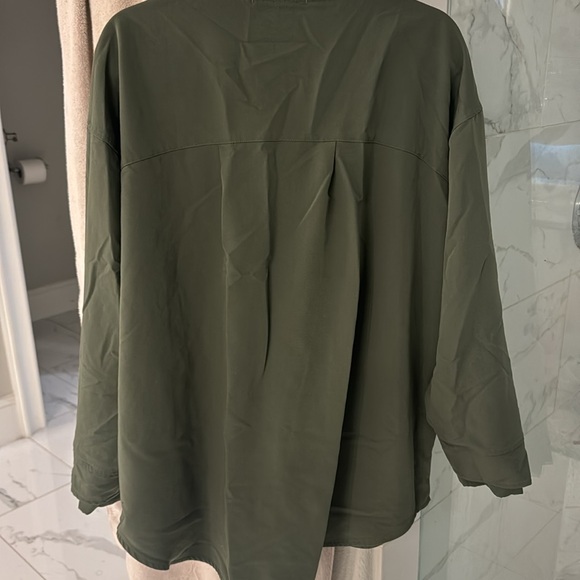 FIGS tunic top size xxl in moss - Picture 6 of 6